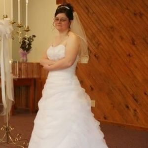 David's bridal size 14 wedding dress